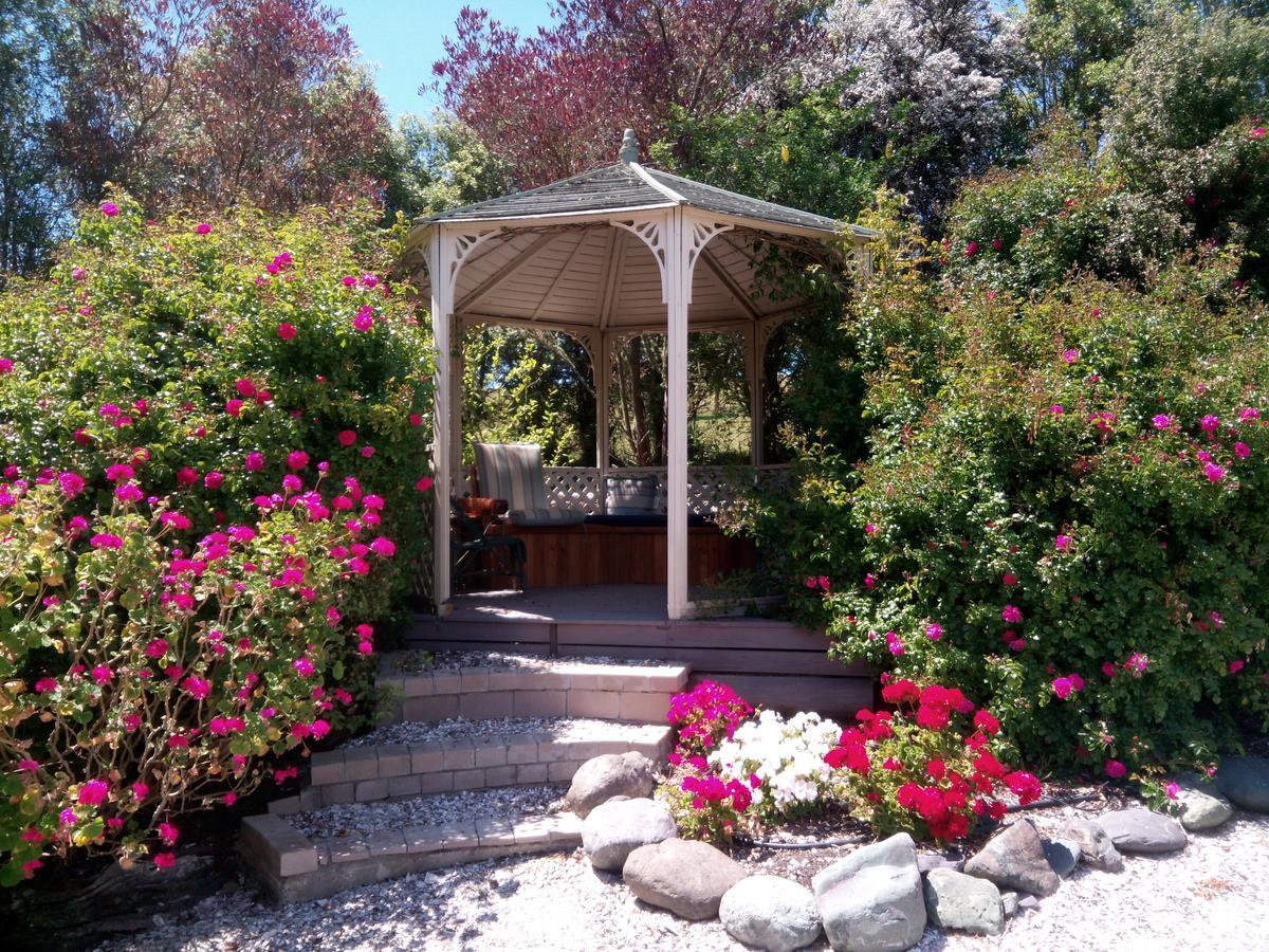 Waterwheel Cottage Upper Moutere المظهر الخارجي الصورة